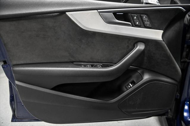Photo of 2018 Navarra Blue Metallic Audi S5