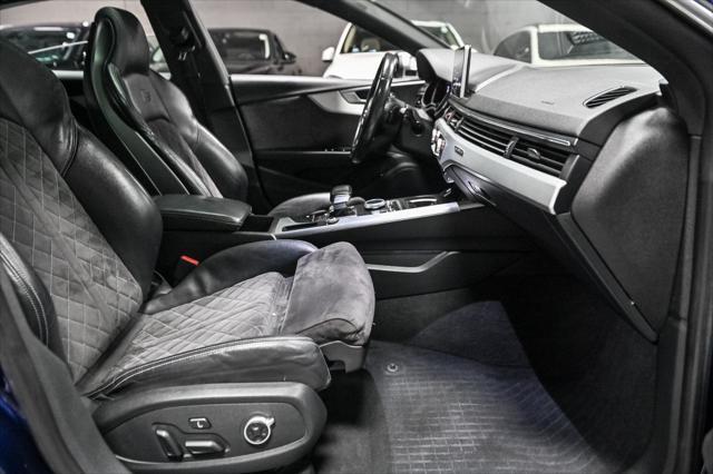 Photo of 2018 Navarra Blue Metallic Audi S5
