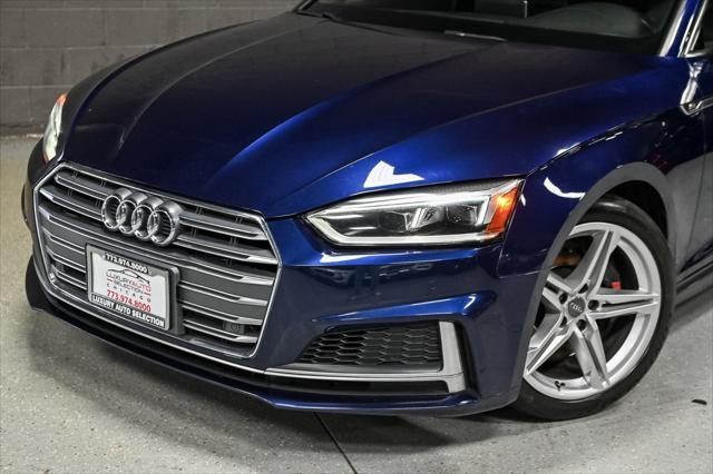 Photo of 2018 Navarra Blue Metallic Audi S5