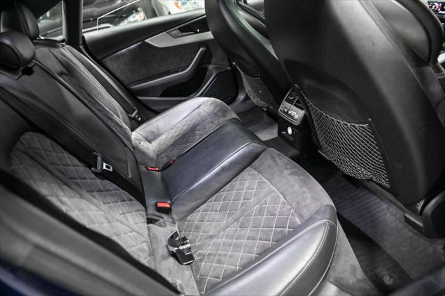 Photo of 2018 Navarra Blue Metallic Audi S5