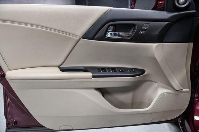 Photo of 2014 Basque Red Pearl II Honda Accord