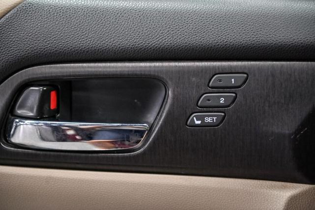 Photo of 2014 Basque Red Pearl II Honda Accord