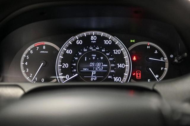 Photo of 2014 Basque Red Pearl II Honda Accord