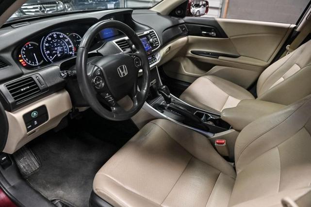 Photo of 2014 Basque Red Pearl II Honda Accord