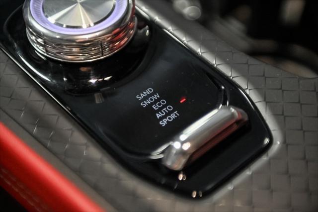 Photo of 2024 Diamond Black Crystal Pearlcoat Jeep Wagoneer S