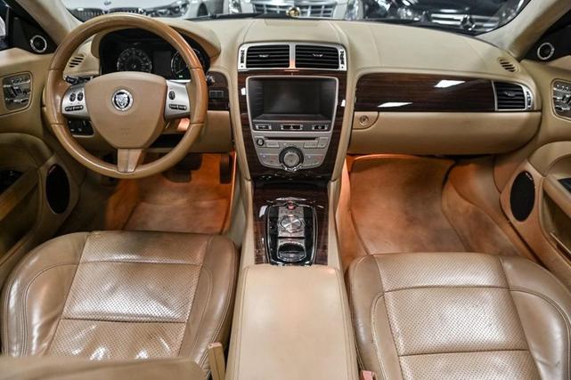 Photo of 2010 Cashmere Gold Jaguar XK