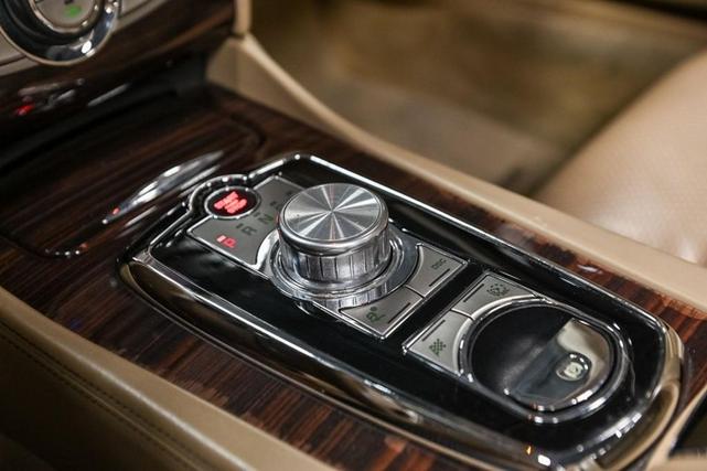 Photo of 2010 Cashmere Gold Jaguar XK