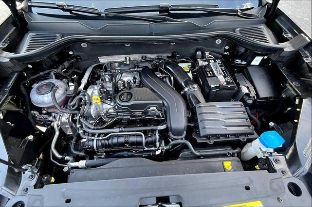 Photo of 2022 Deep Black Pearl Volkswagen Taos