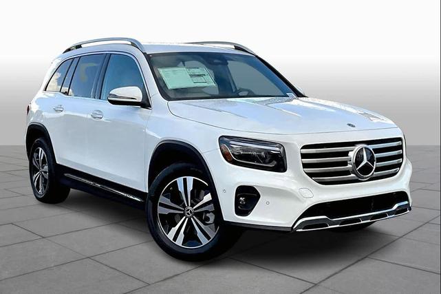 Photo of 2025 Polar White Mercedes-Benz GLB 250
