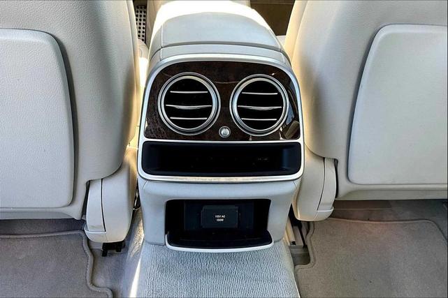 Photo of 2015 Iridium Silver Metallic Mercedes-Benz S-Class