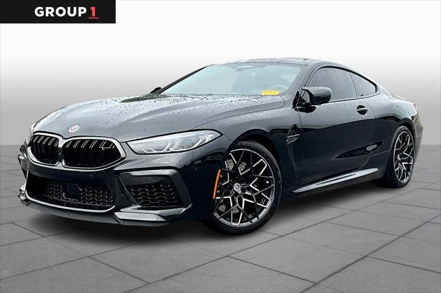 2023 BMW M8