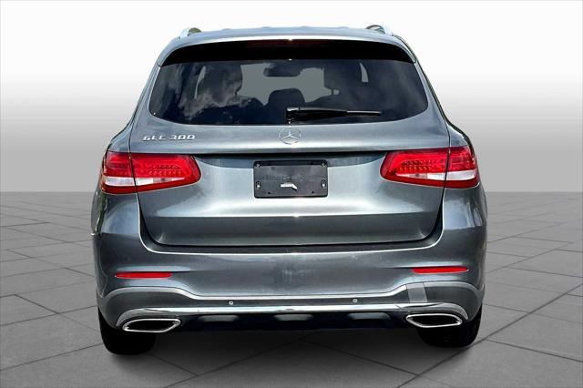 Photo of 2016 Black Mercedes-Benz GLC 300