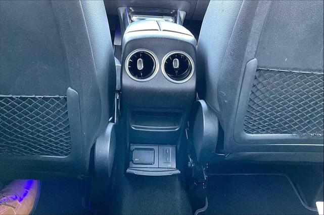 Photo of 2021 Polar White Mercedes-Benz GLA 250