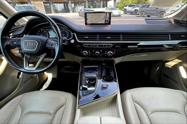 Photo of 2018 WHITE Audi Q7