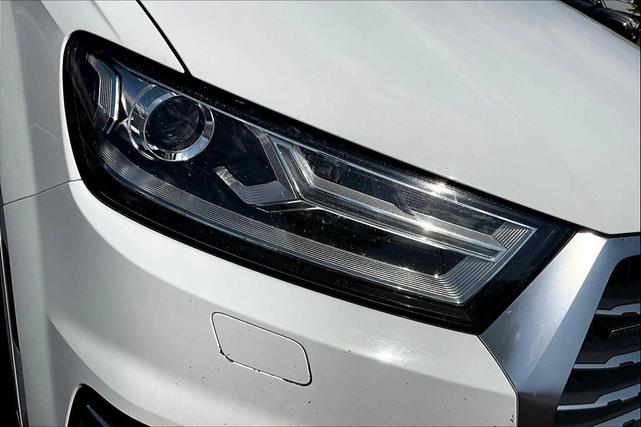 Photo of 2018 WHITE Audi Q7