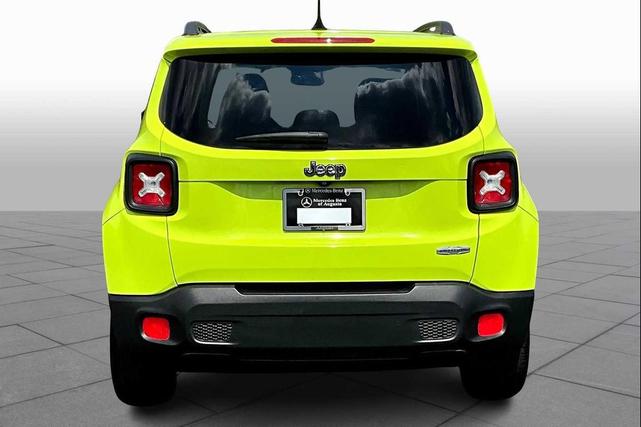 Photo of 2017 Hypergreen Clearcoat Jeep Renegade