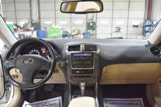Photo of 2008 White Lexus IS 250