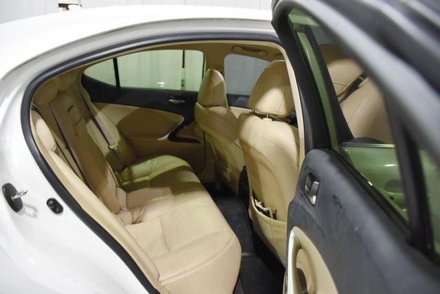 Photo of 2008 White Lexus IS 250