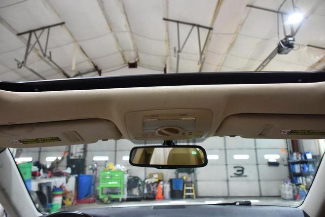 Photo of 2008 White Lexus IS 250