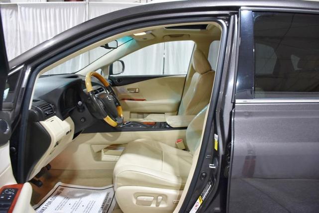 Photo of 2010 Gray Lexus RX 350
