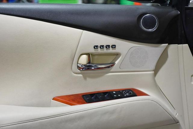 Photo of 2010 Gray Lexus RX 350