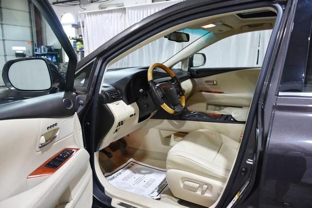Photo of 2010 Gray Lexus RX 350