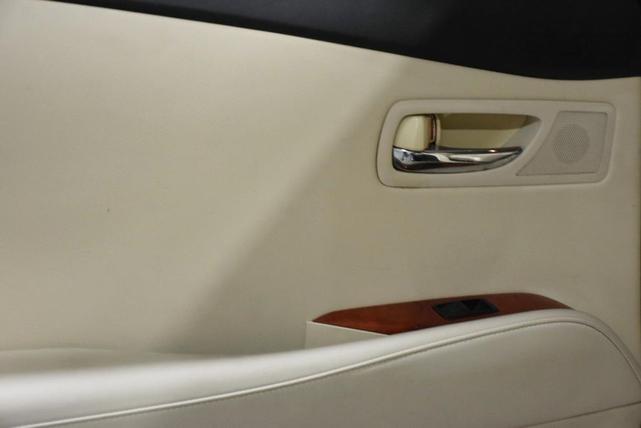 Photo of 2010 Gray Lexus RX 350