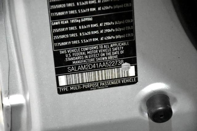 Photo of 2010 Silver Land Rover LR4