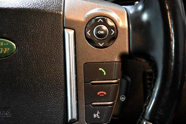 Photo of 2010 Silver Land Rover LR4