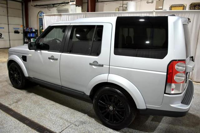 Photo of 2010 Silver Land Rover LR4
