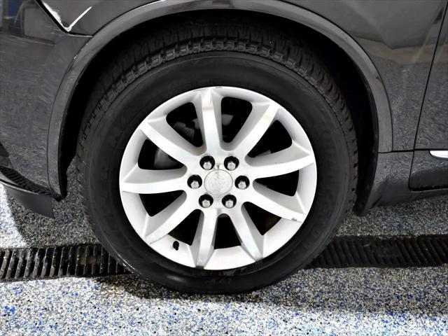 Photo of 2016 Gray Buick Enclave