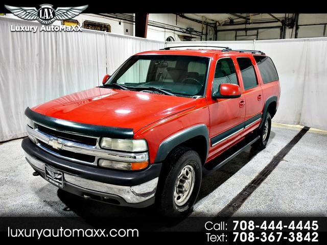 Photo of 2001 Red Chevrolet Suburban