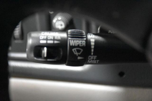 Photo of 2001 Red Chevrolet Suburban