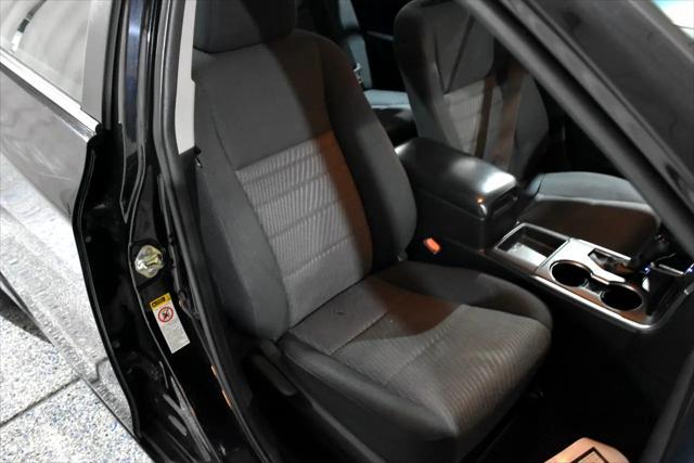 Photo of 2016 Black Toyota Camry