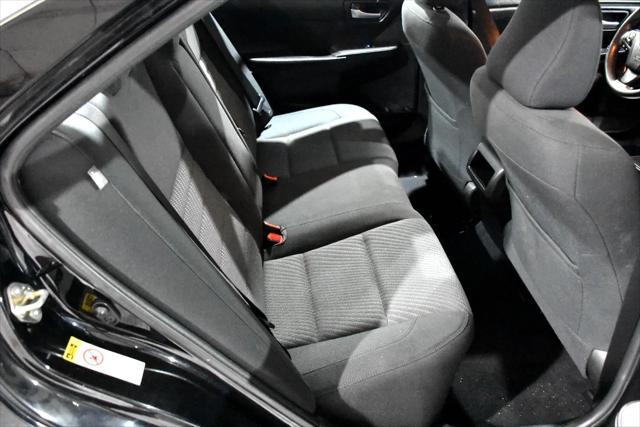 Photo of 2016 Black Toyota Camry