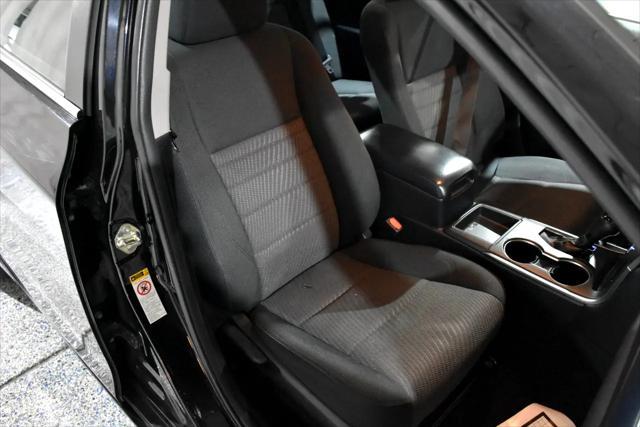 Photo of 2016 Black Toyota Camry