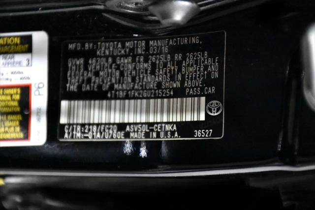 Photo of 2016 Black Toyota Camry