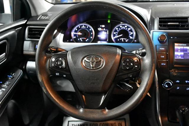 Photo of 2016 Black Toyota Camry