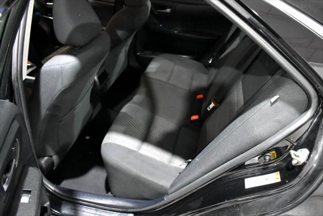 Photo of 2016 Black Toyota Camry