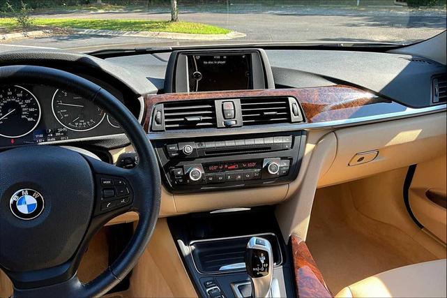 Photo of 2014 Orion Silver Metallic BMW 320