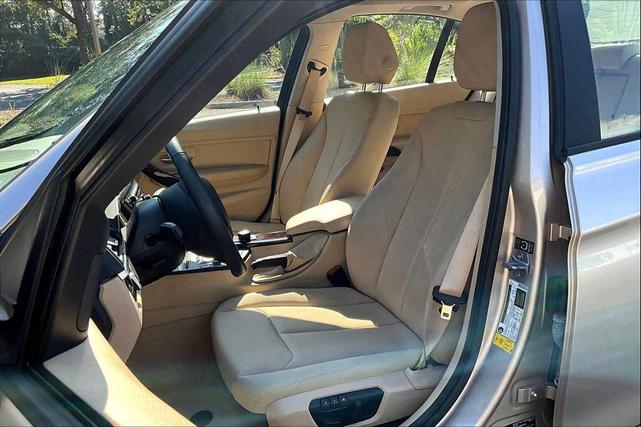 Photo of 2014 Orion Silver Metallic BMW 320