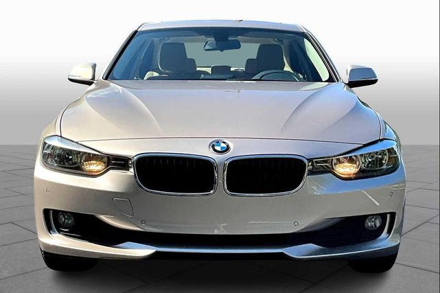 Photo of 2014 Orion Silver Metallic BMW 320