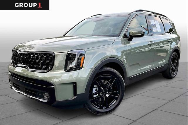 Photo of 2025 Jungle Green Kia Telluride