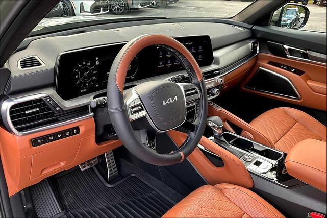 Photo of 2025 Jungle Green Kia Telluride