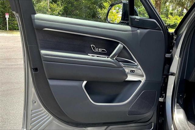 Photo of 2023 Eiger Grey Metallic Land Rover Range Rover