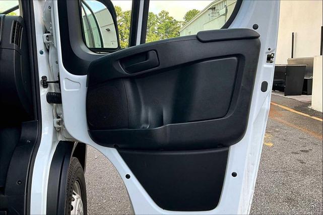Photo of 2024 Bright White Clearcoat RAM ProMaster 2500