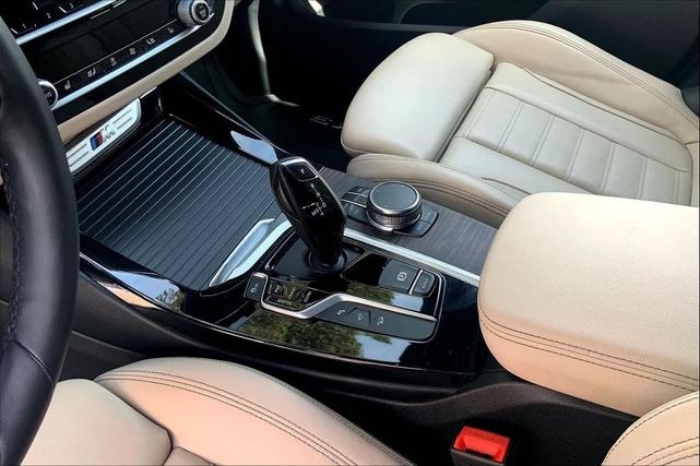 Photo of 2018 Glacier Silver Metallic BMW X3