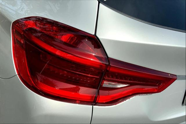 Photo of 2018 Glacier Silver Metallic BMW X3