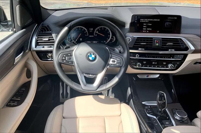 Photo of 2018 Glacier Silver Metallic BMW X3
