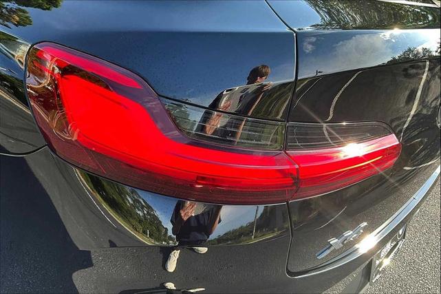 Photo of 2023 Jet Black BMW X4
